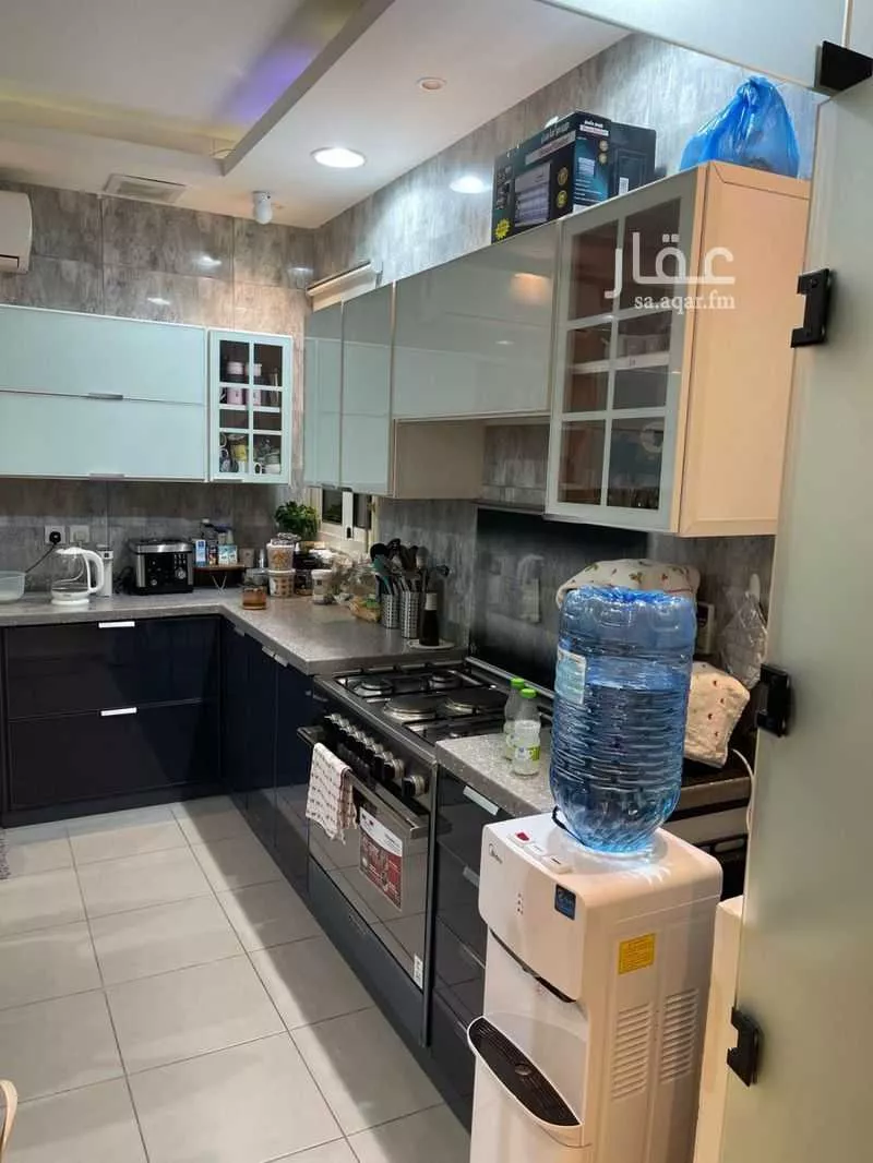 3 bedroom apartment in Al Yasmin 4