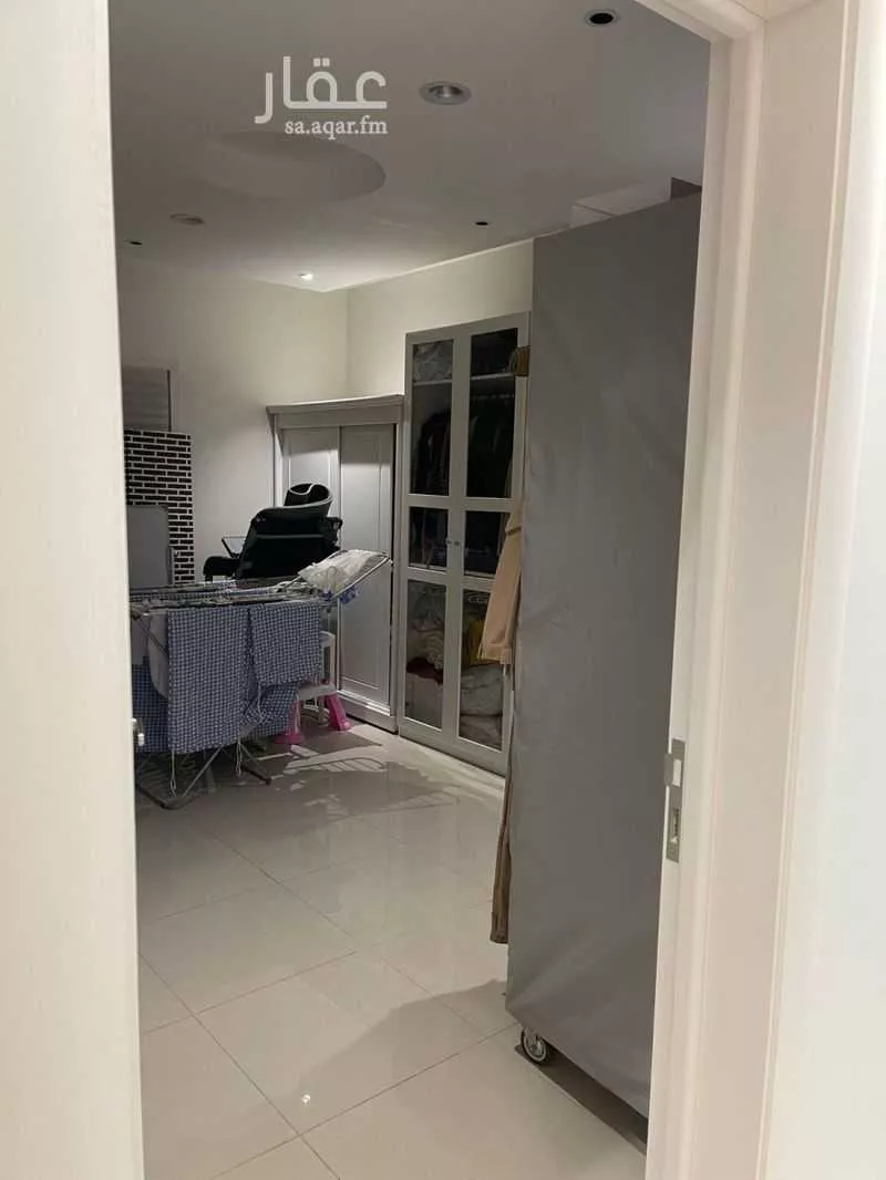 3 bedroom apartment in Al Yasmin 5