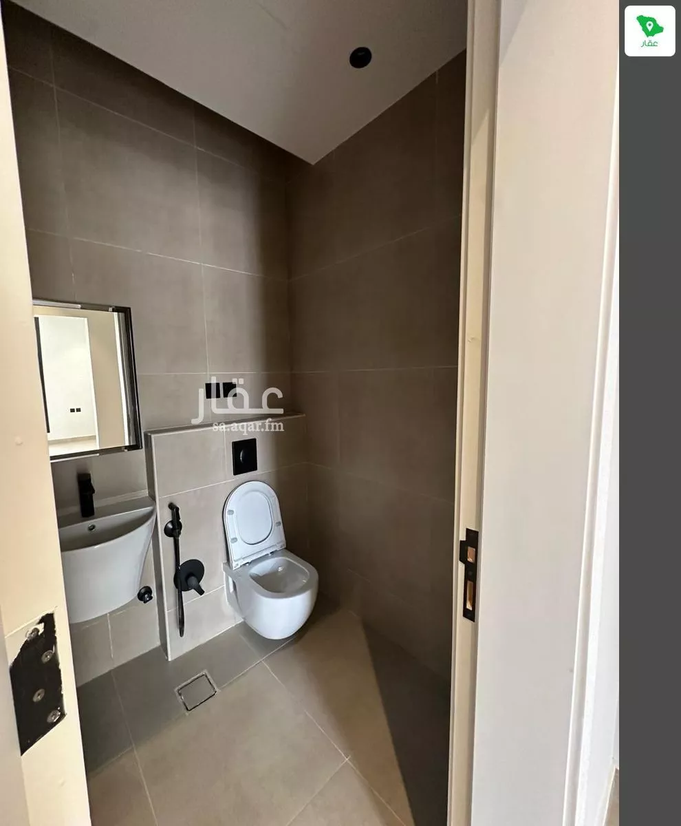 3 bedroom apartment in Al Aridh 24