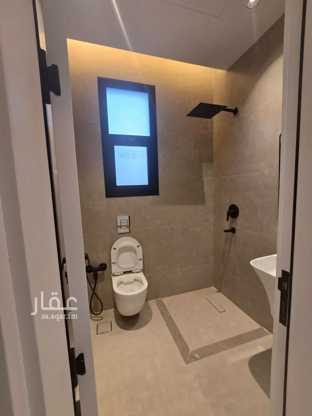 3 bedroom apartment in Al Aridh 3
