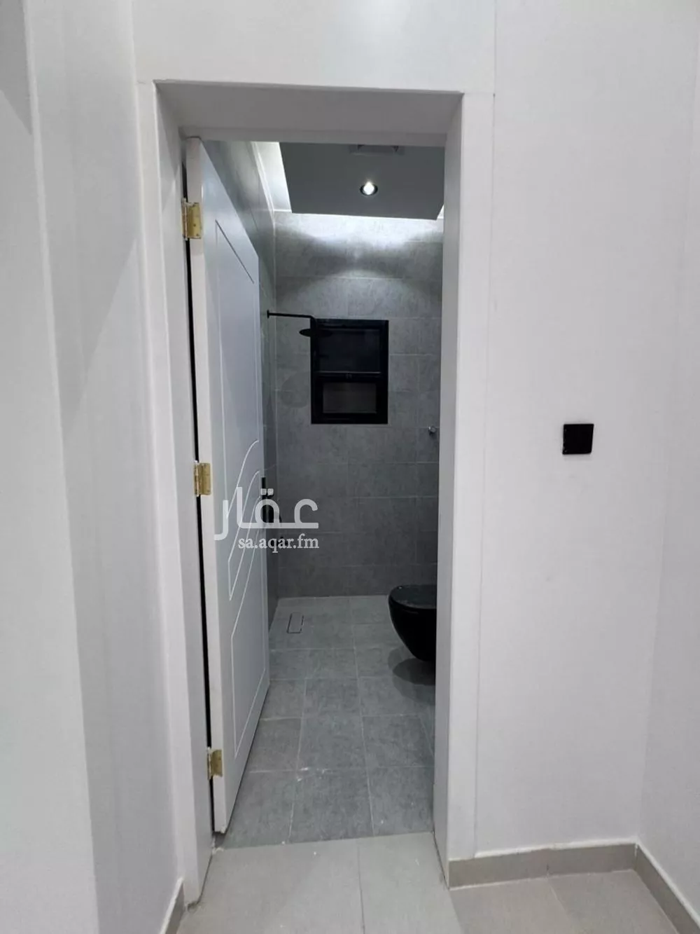 3 bedroom floor in Al Janadriyah 16