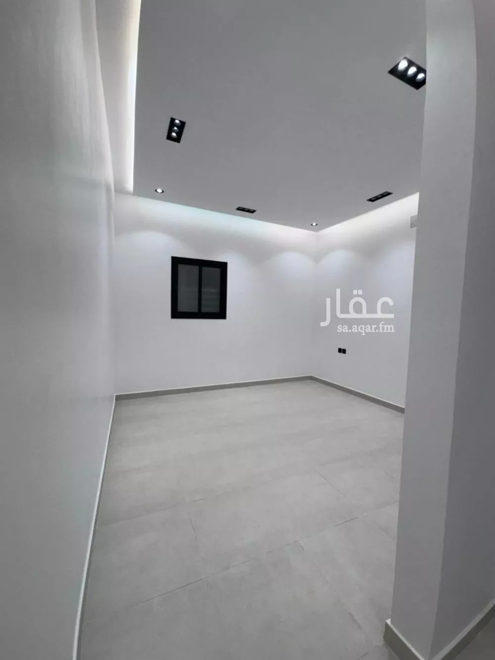 3 bedroom floor in Al Janadriyah 10