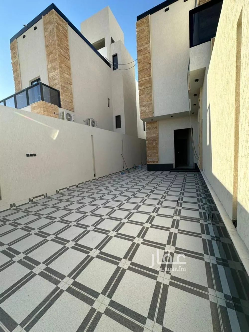 3 bedroom apartment in Dahiat Namar 3