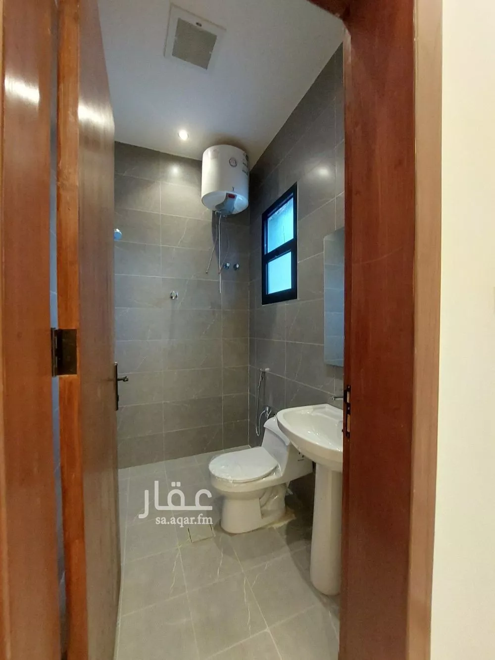 4 bedroom floor in Al Rimal 7