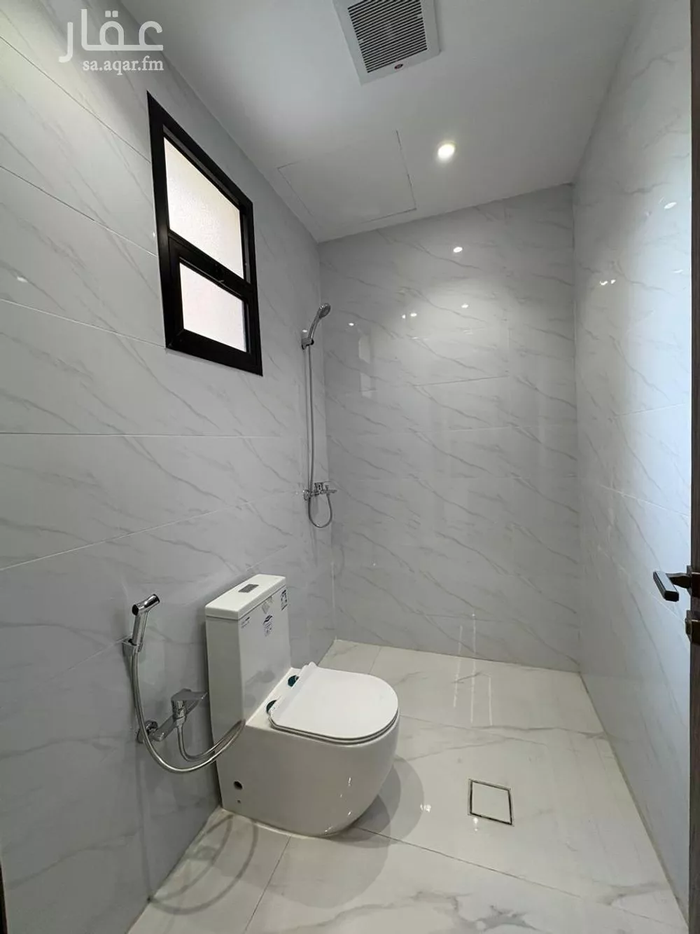 3 bedroom floor in As Saadah 18