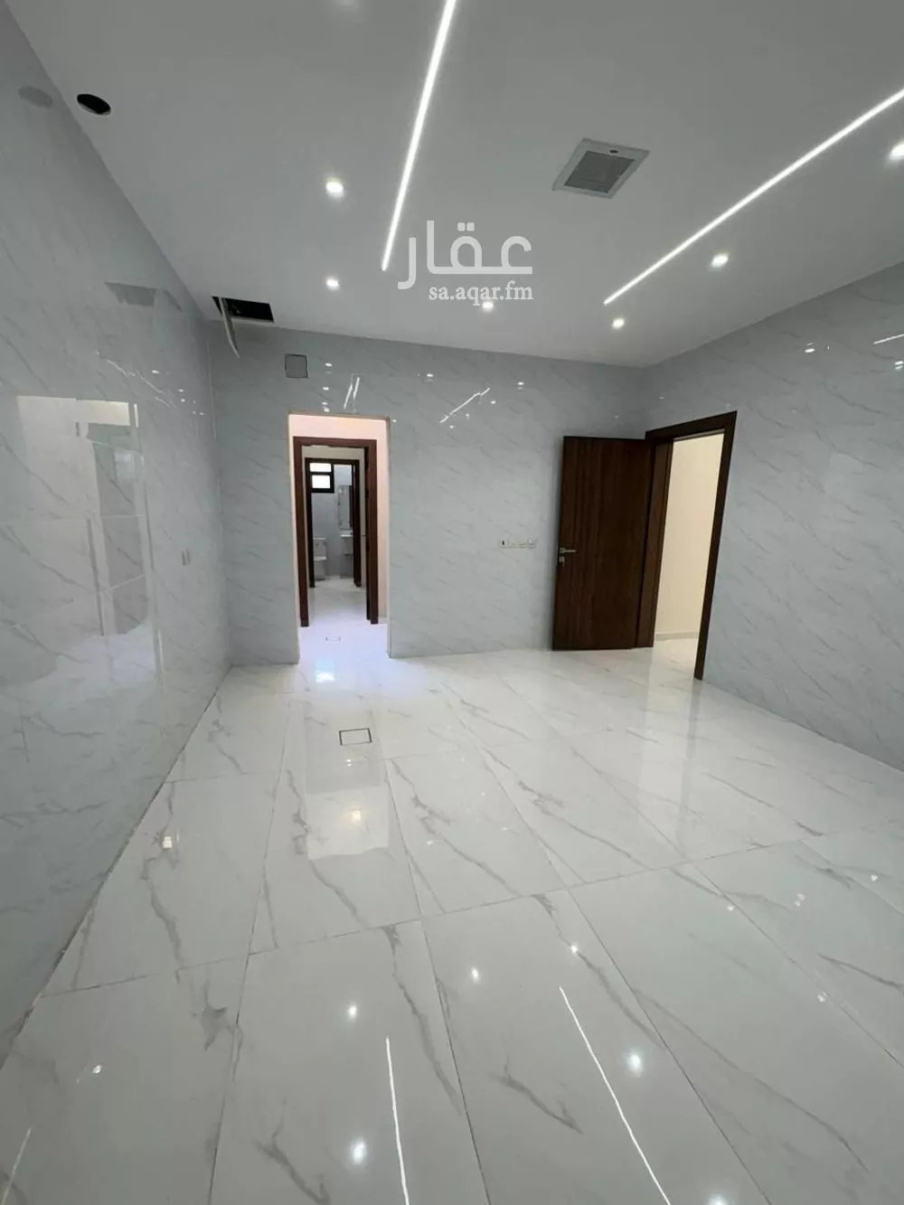 3 bedroom floor in As Saadah 24