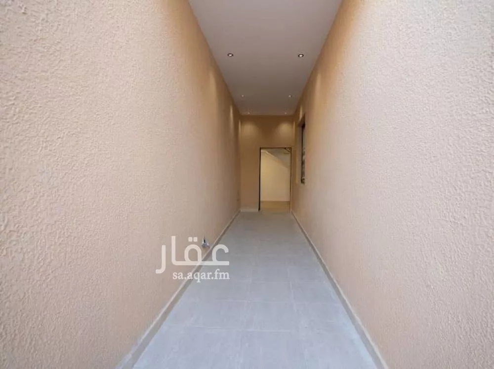 شقة 4 غرف في الرمال 3