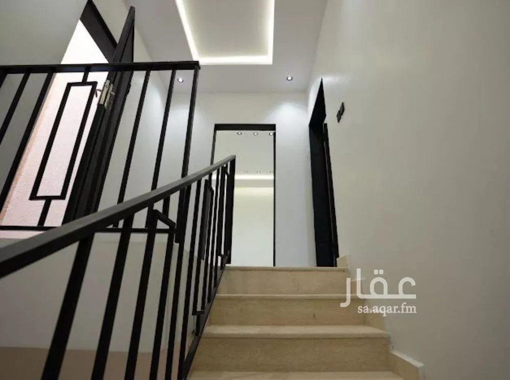 شقة 4 غرف في الرمال 4