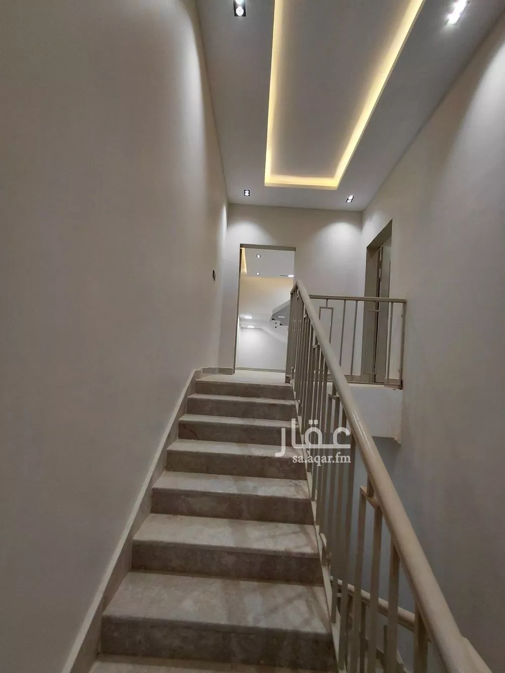 3 bedroom apartment in Al Janadriyah 18