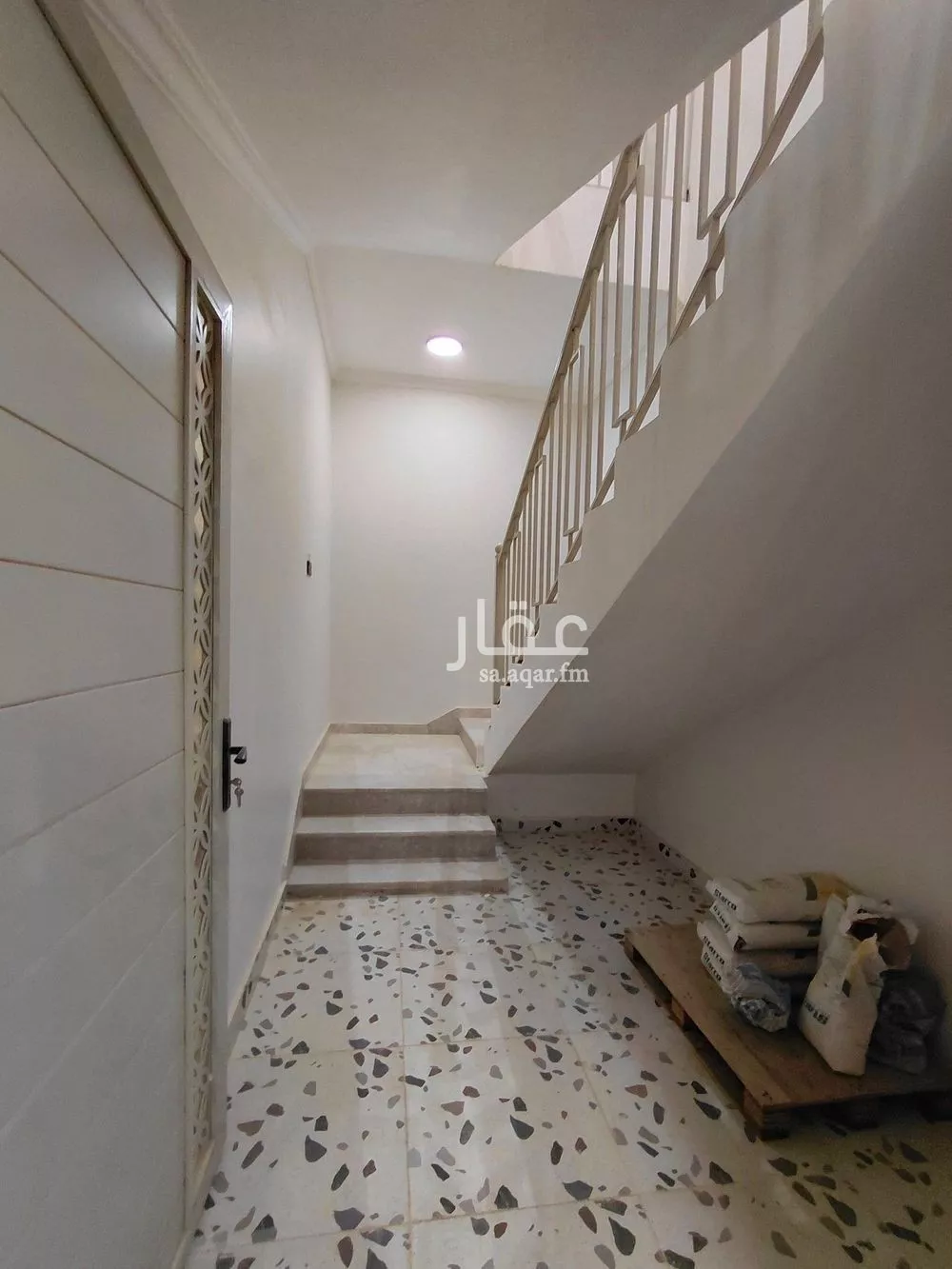3 bedroom apartment in Al Janadriyah 5