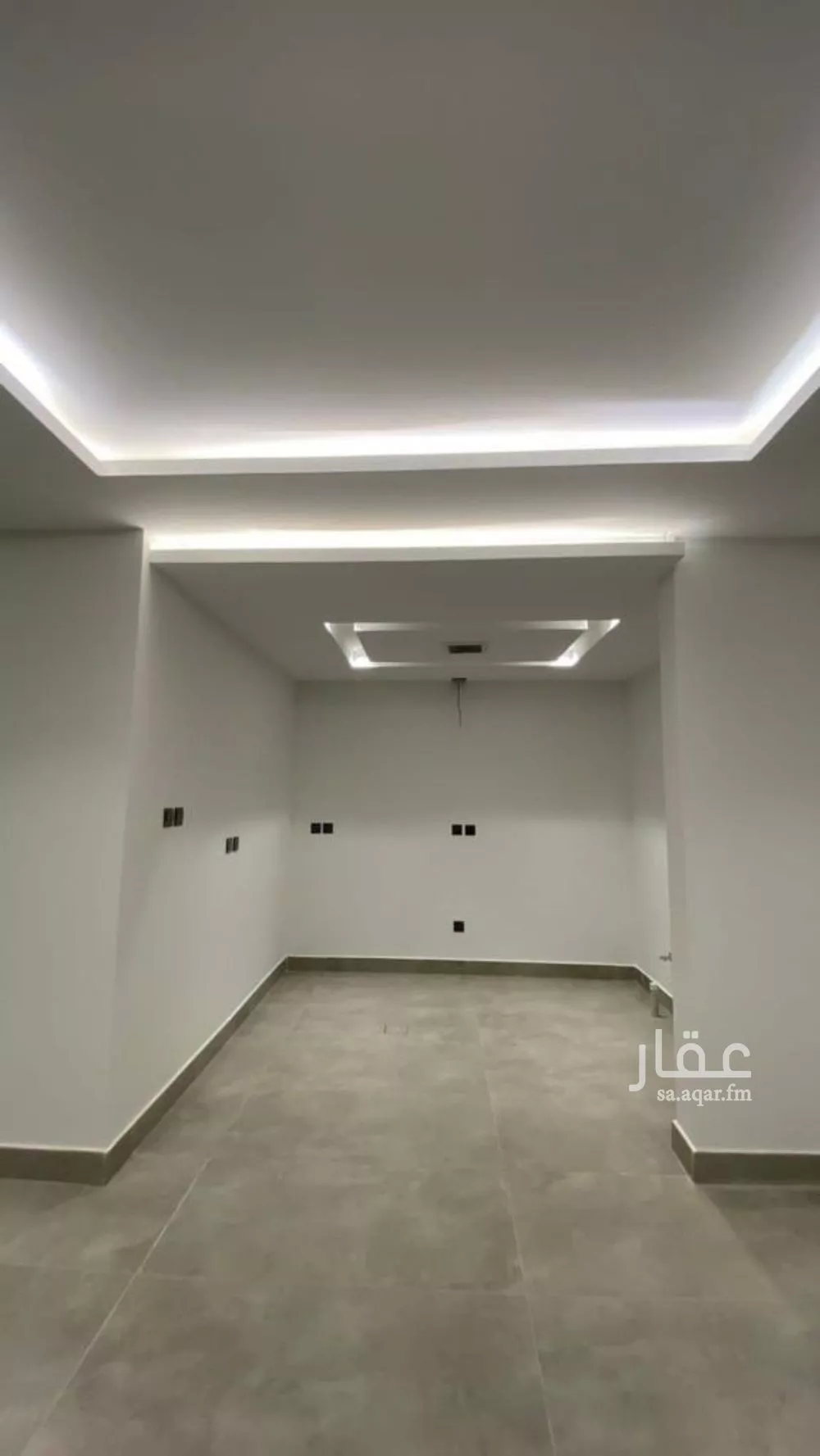 شقة 3 غرف في الملقا 5