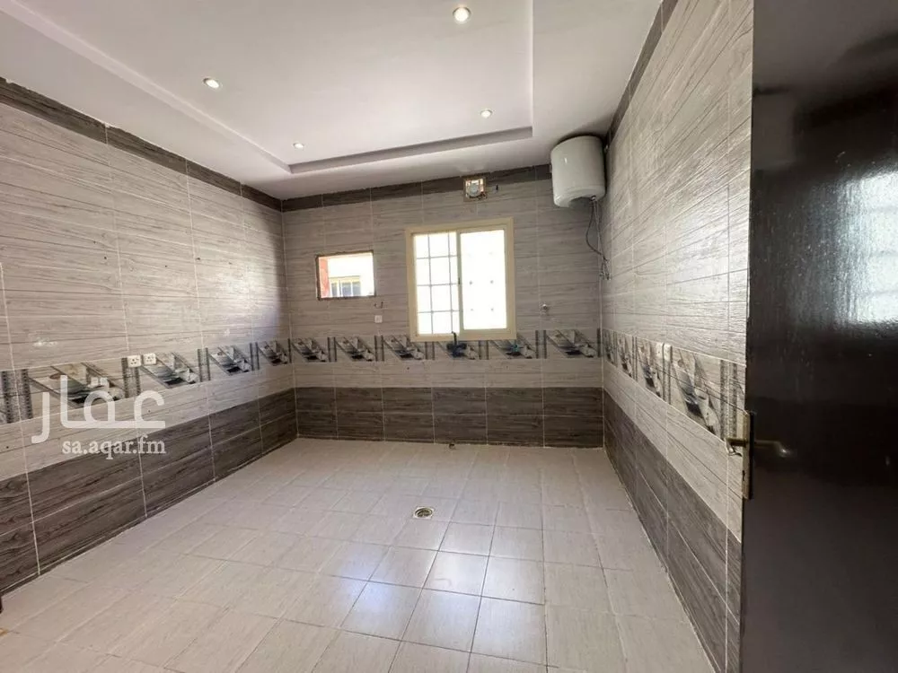 3 bedroom apartment in Al Rimal 20