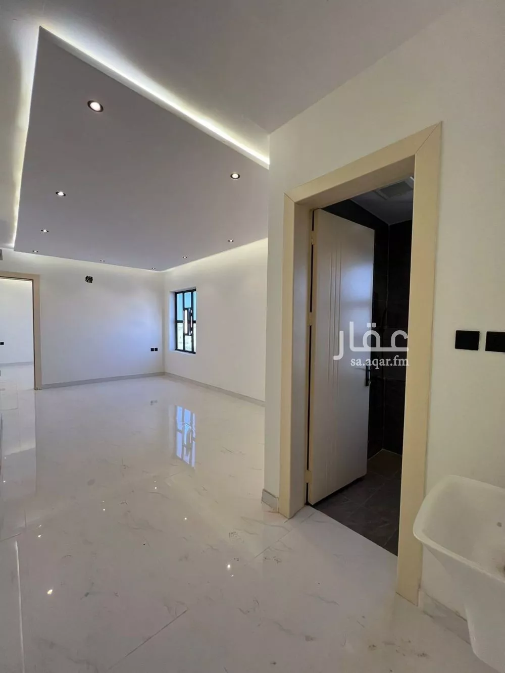 5 bedroom apartment in Dhahrat Namar, Riyadh 12