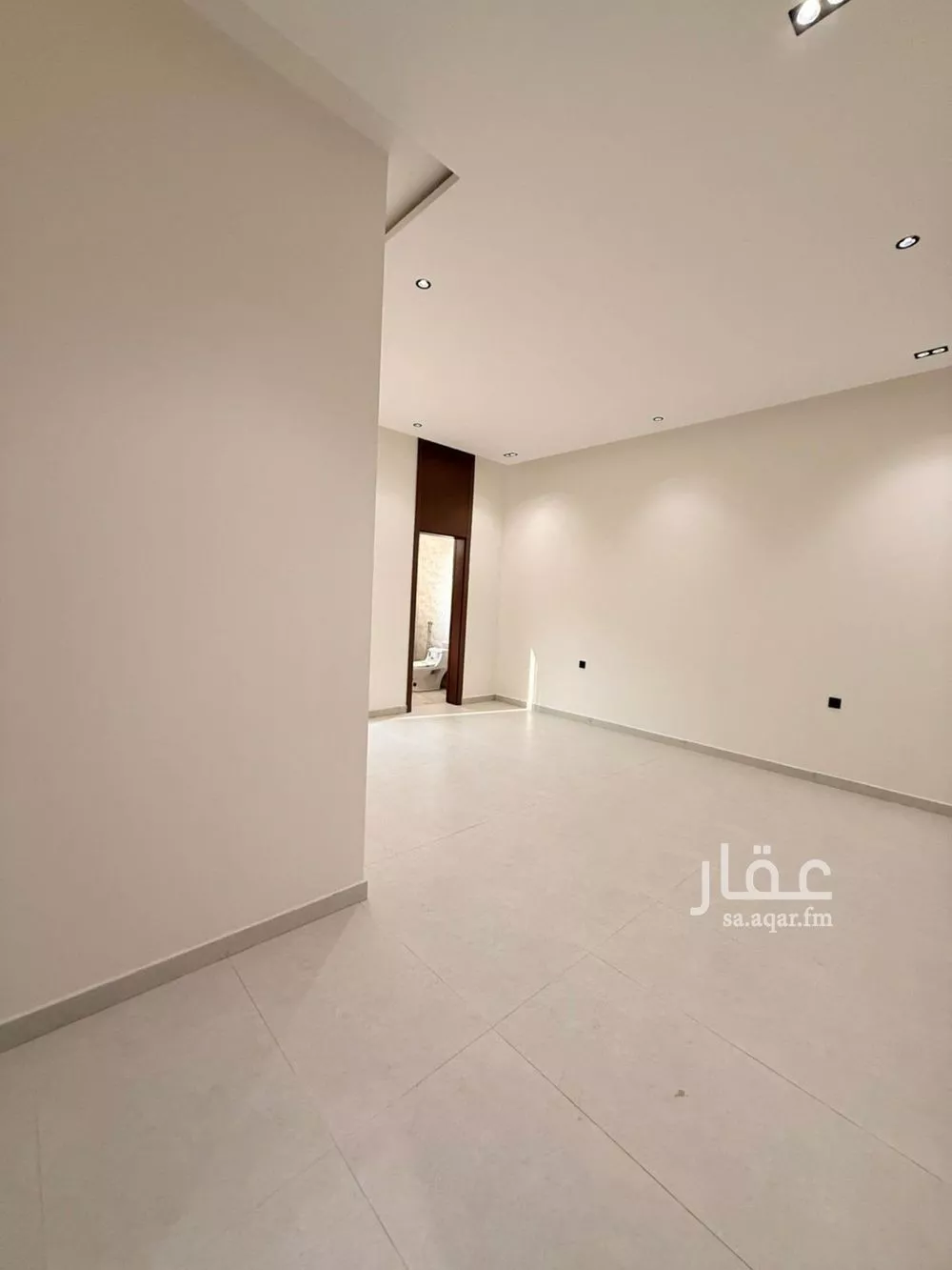شقة 4 غرف في عكاظ 9