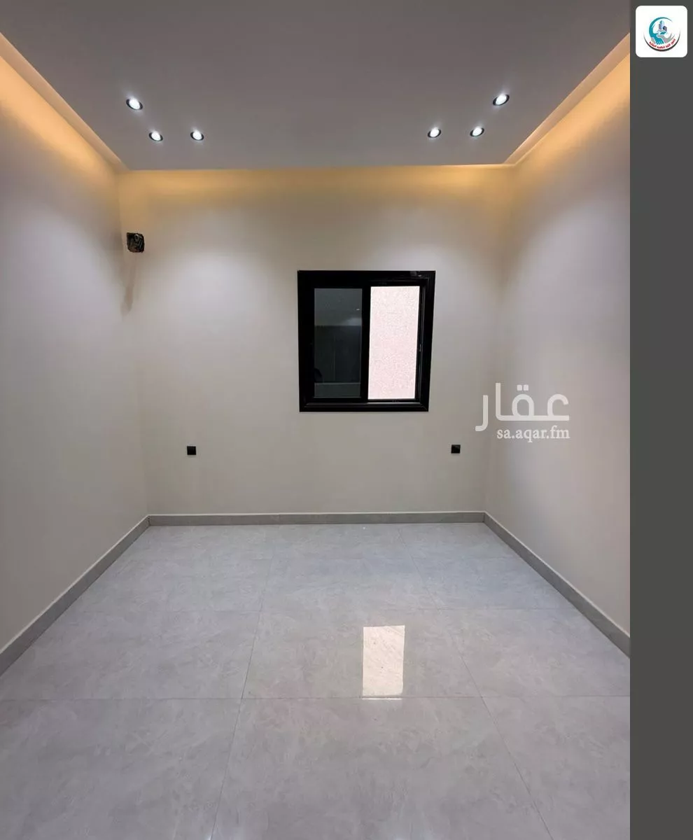 شقة 6 غرف في الرمال 4