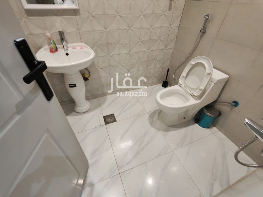 4 bedroom apartment in Dhahrat Laban, Riyadh 7