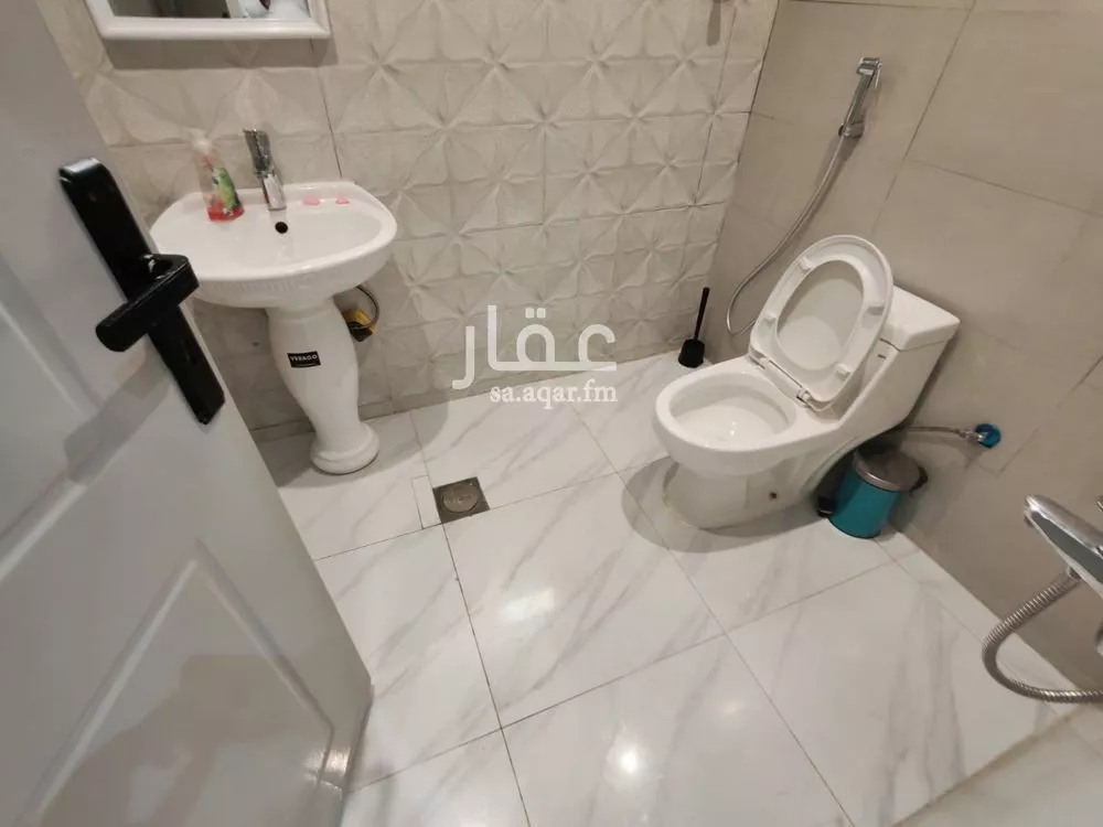 4 bedroom apartment in Dhahrat Laban 11