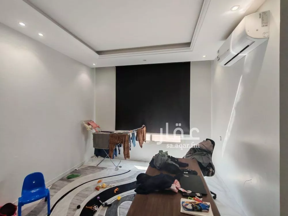 4 bedroom apartment in Dhahrat Laban 17