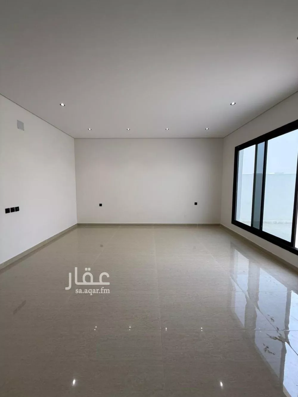 5 bedroom apartment in Al Janadriyah 11