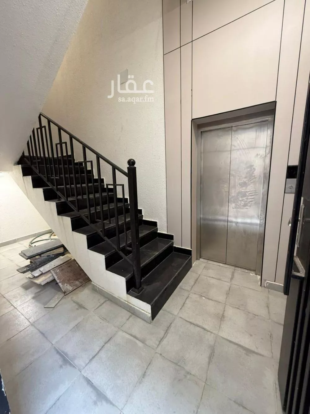 5 bedroom apartment in Al Janadriyah 3