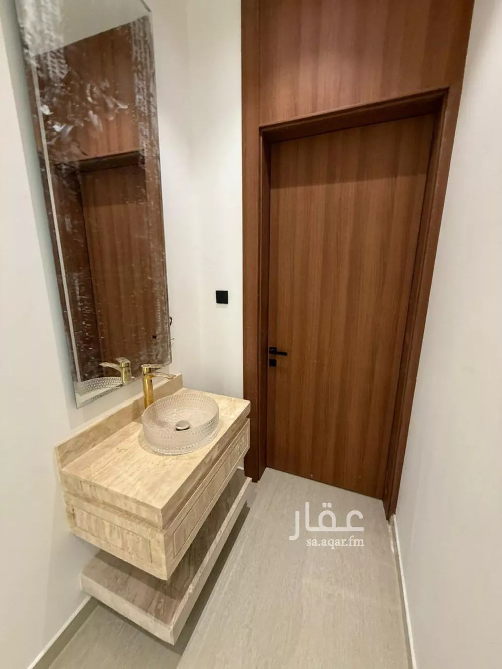 5 bedroom apartment in Al Janadriyah 9