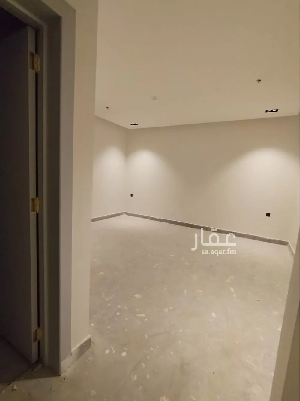 4 bedroom apartment in Al Hazm 11