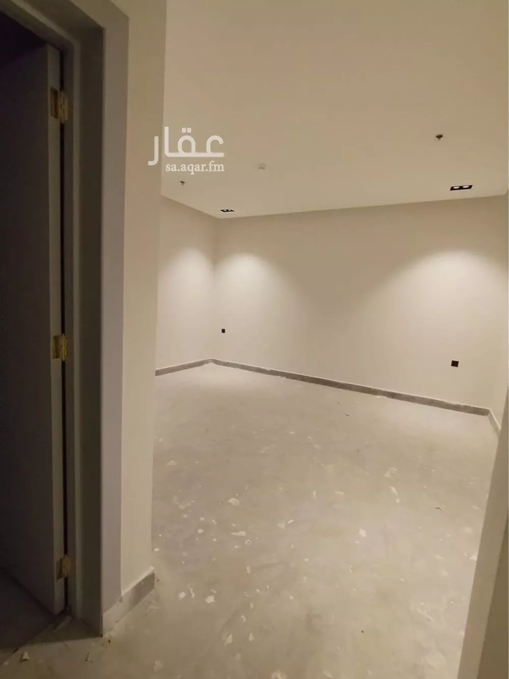 4 bedroom apartment in Al Hazm 3