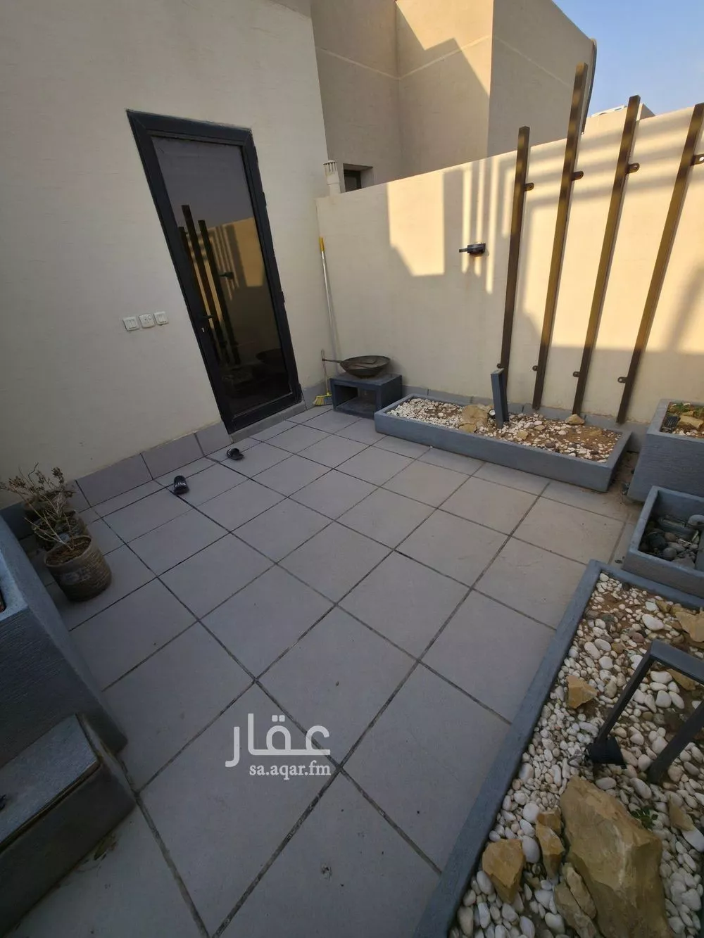 شقة 2 غرف في العارض 9