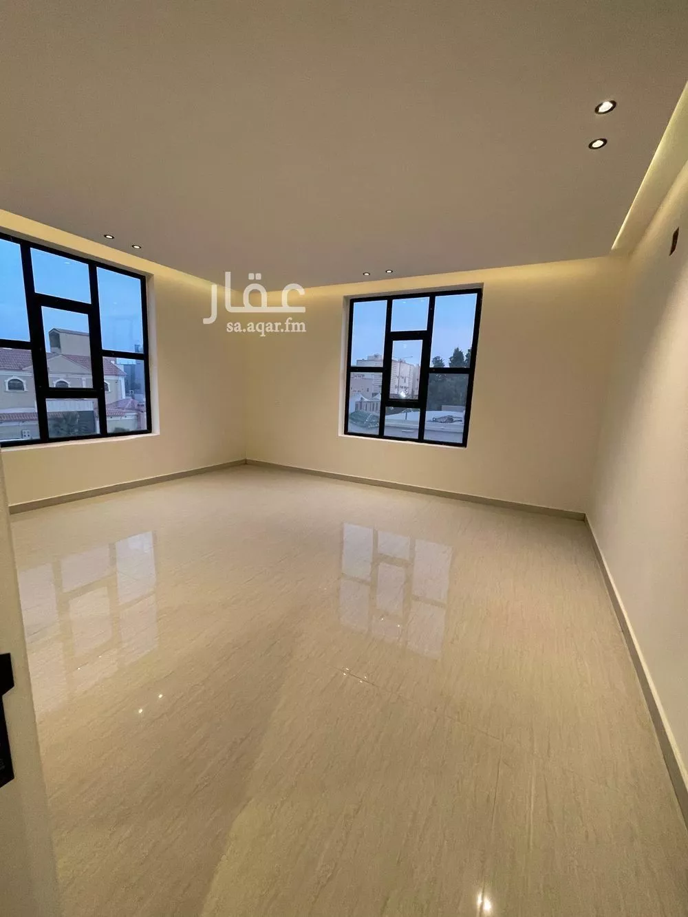 6 bedroom apartment in Al Hazm 3