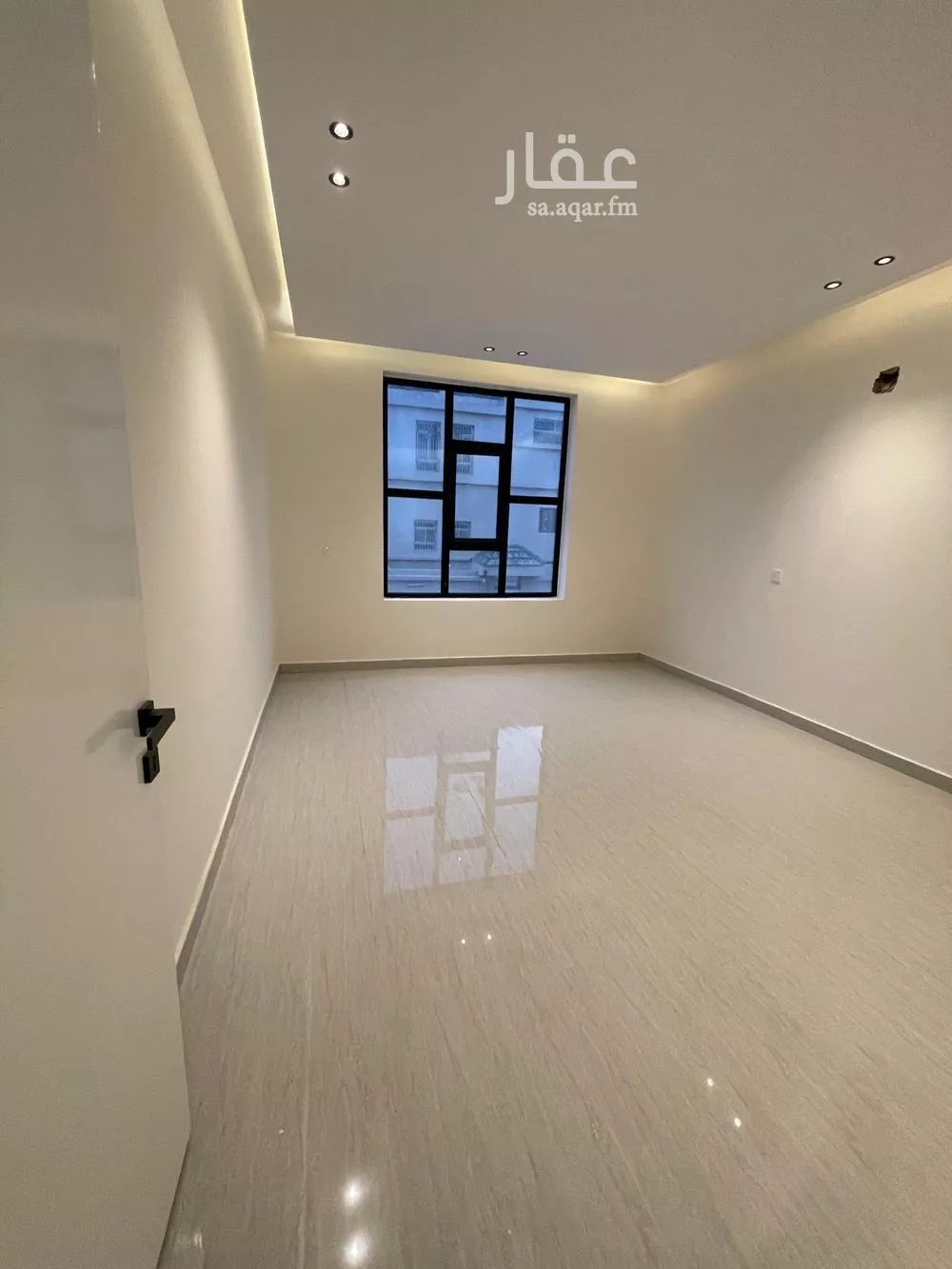 6 bedroom apartment in Al Hazm 7