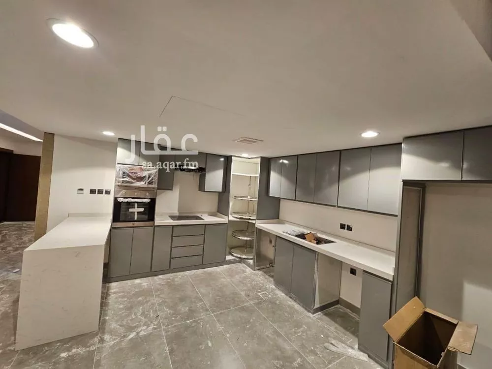 3 bedroom apartment in Al Malqa 5