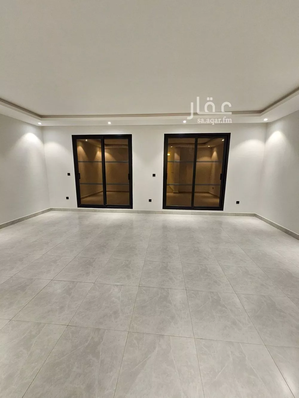 3 bedroom apartment in Al Yarmouk 10