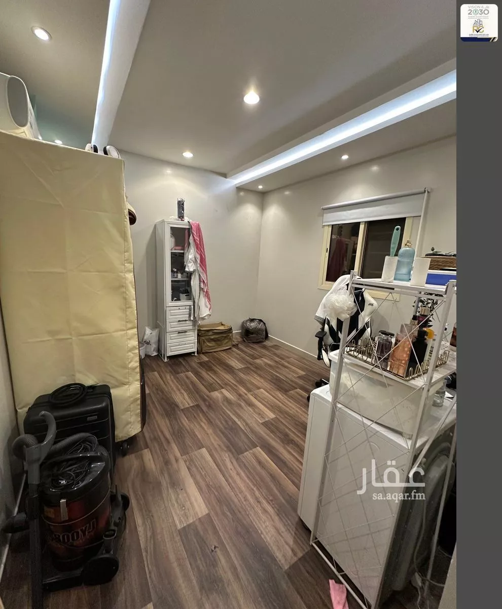 4 bedroom apartment in Dhahrat Laban 11