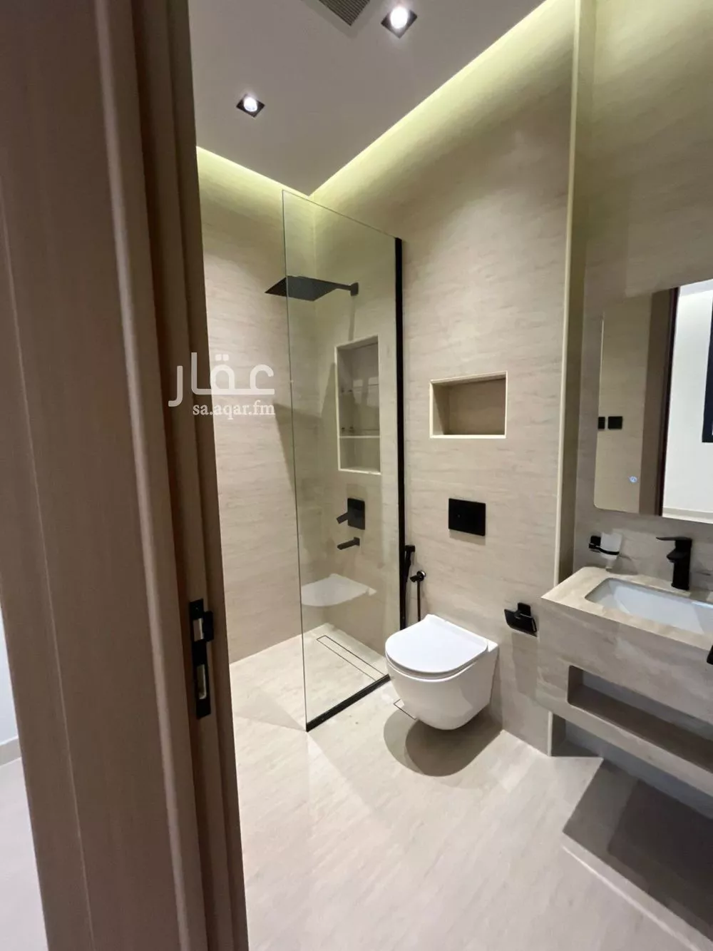 3 bedroom apartment in Al Mahdiyyah 18