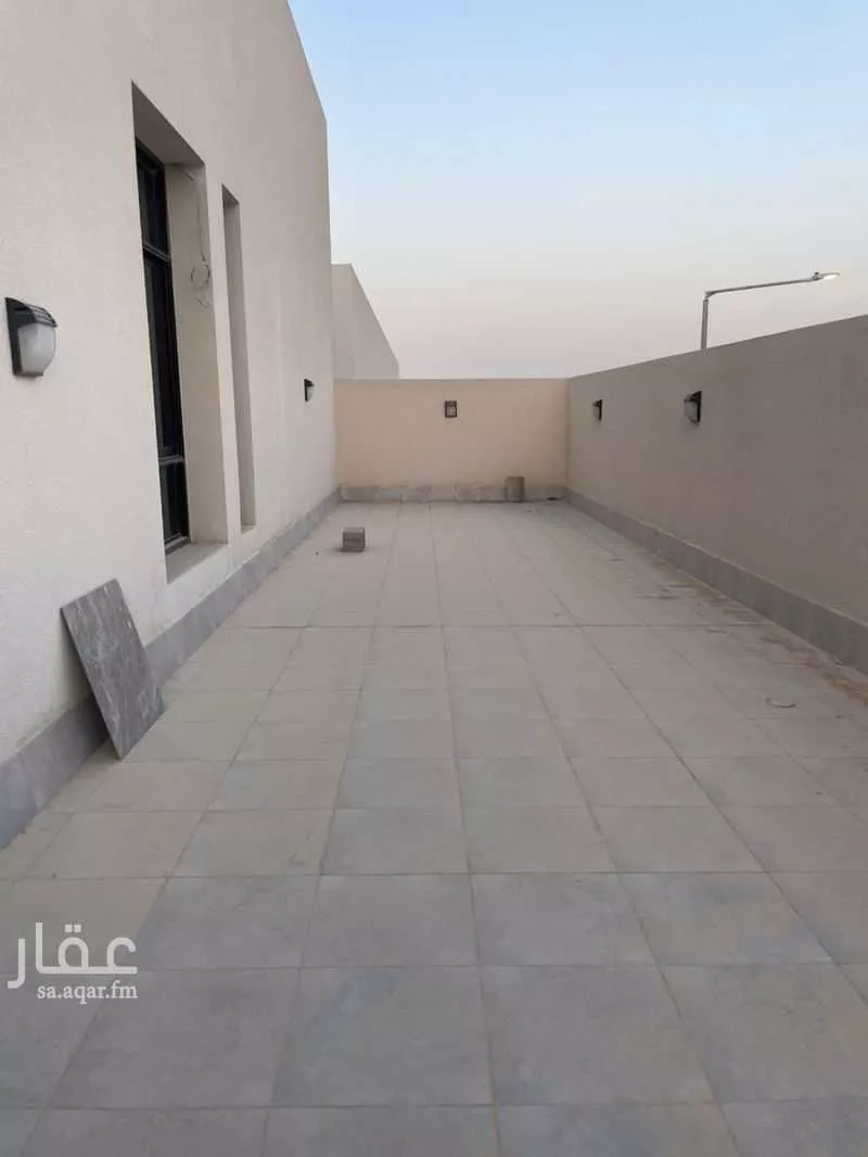 شقة 4 غرف في النرجس 5