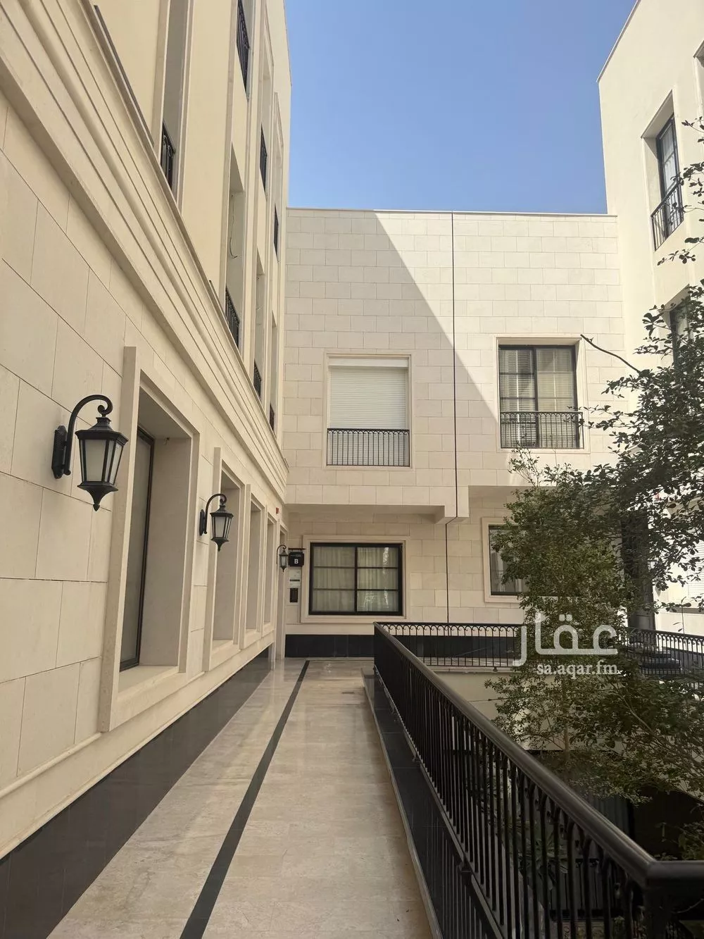 3 bedroom apartment in Al Yasmin 3