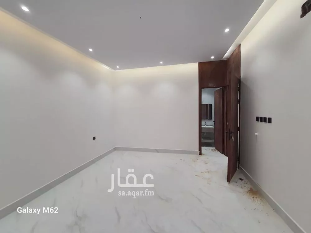 3 bedroom apartment in Al Marwa 19