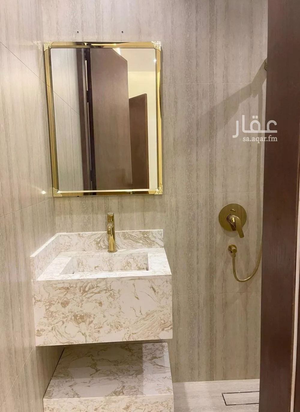 5 bedroom apartment in Al Rimal 20