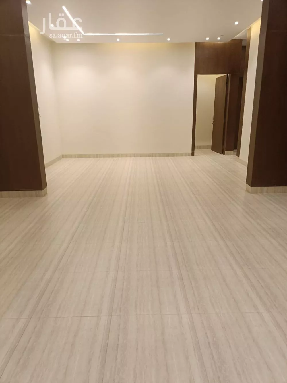 5 bedroom apartment in Al Rimal 28