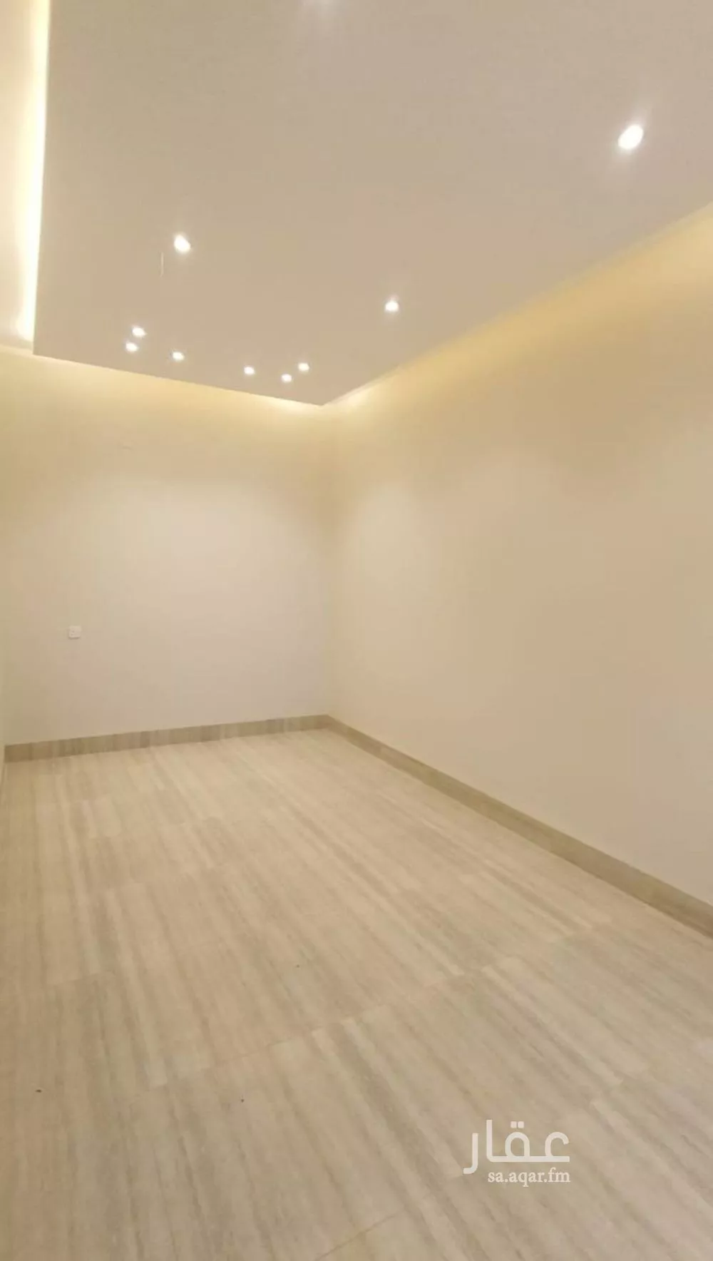 5 bedroom apartment in Al Rimal 9