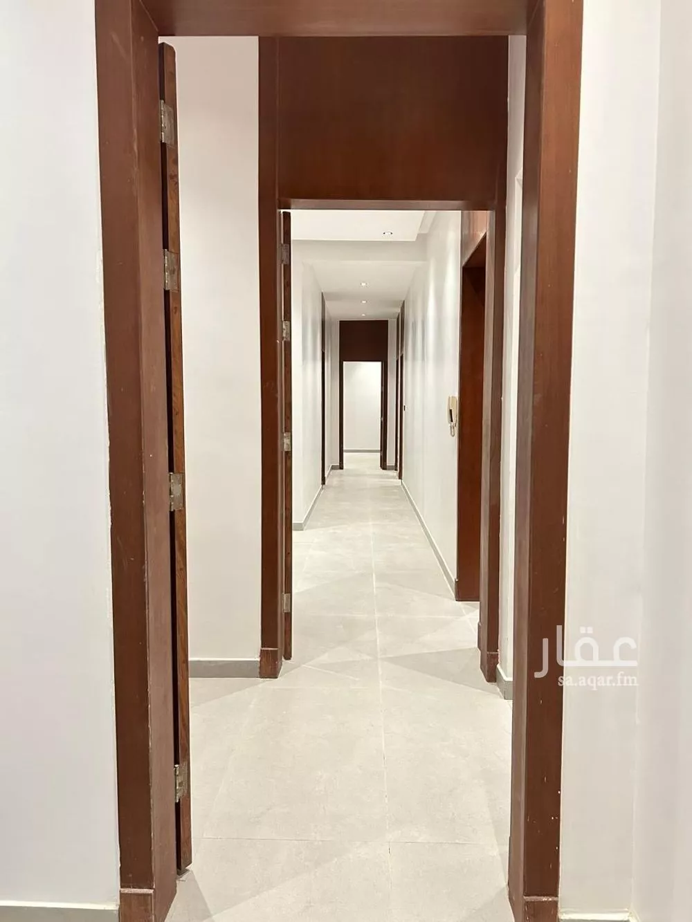 3 bedroom floor in Al Janadriyah 4