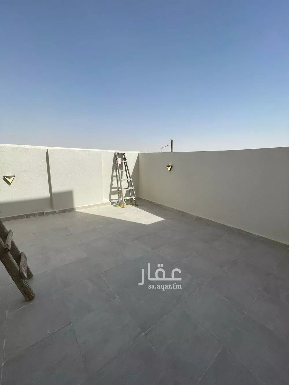 5 bedroom apartment in Al Janadriyah 6