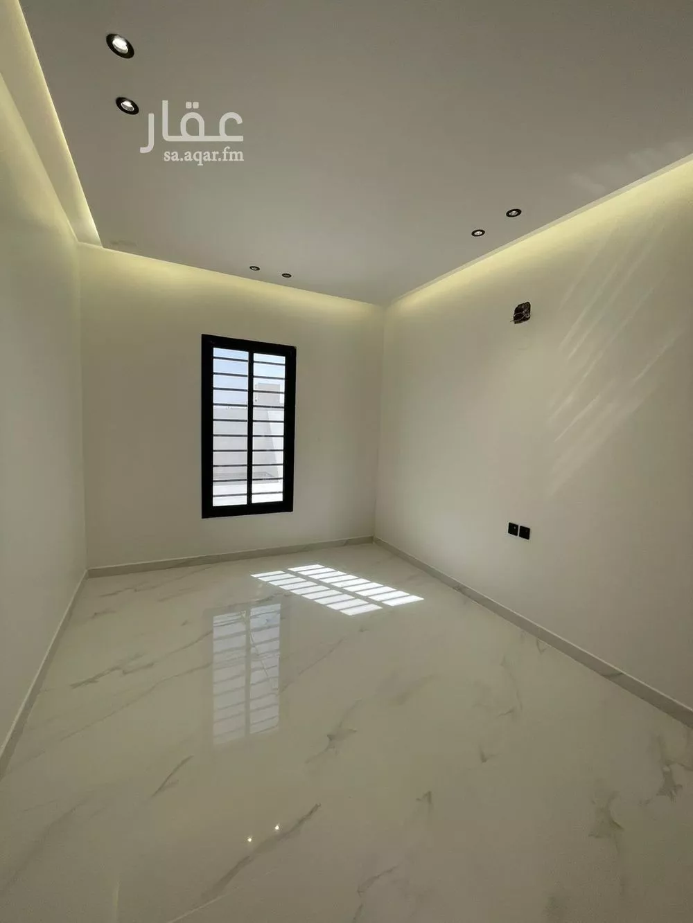 5 bedroom apartment in Al Janadriyah 7