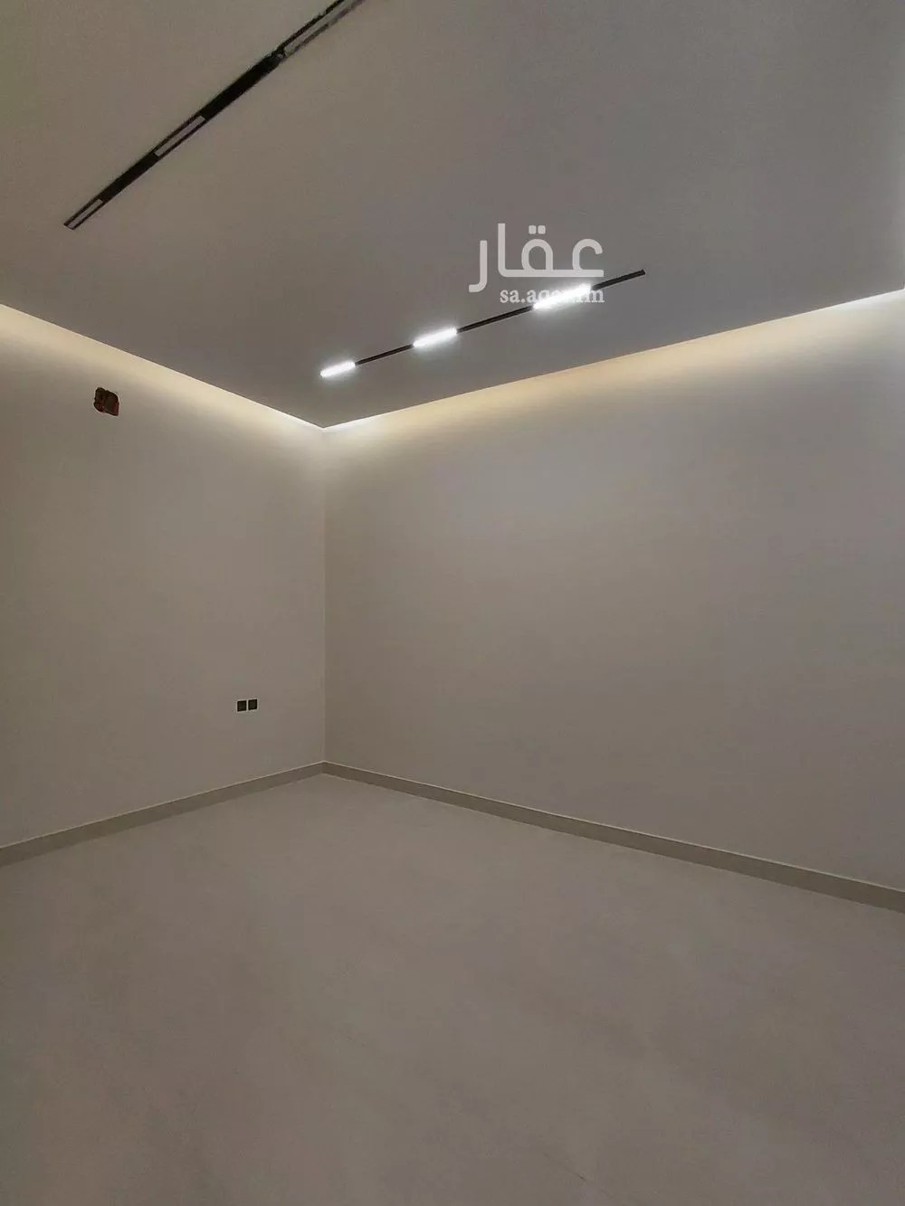 شقة 5 غرف في الجنادرية 12