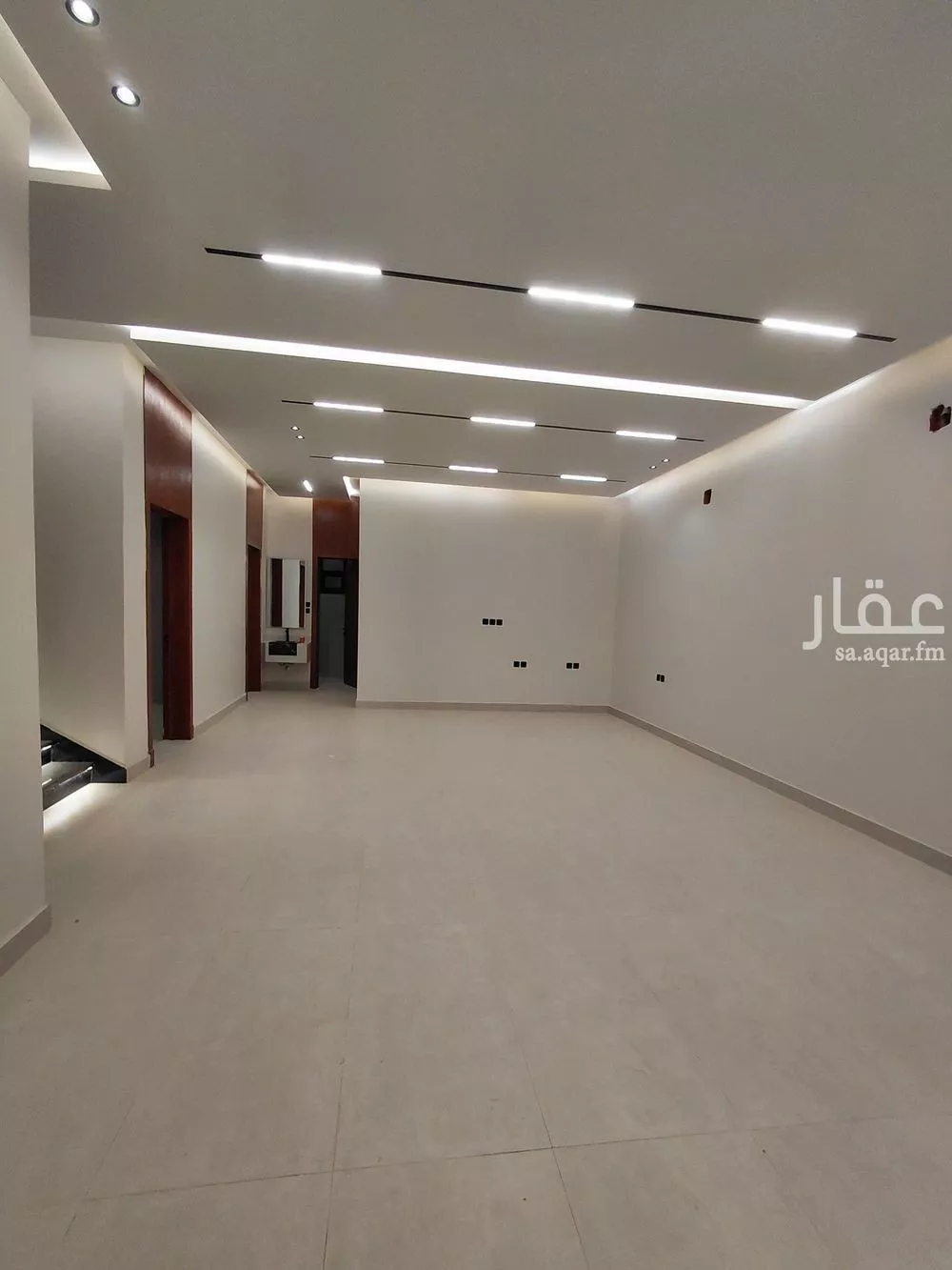 شقة 5 غرف في الجنادرية 18