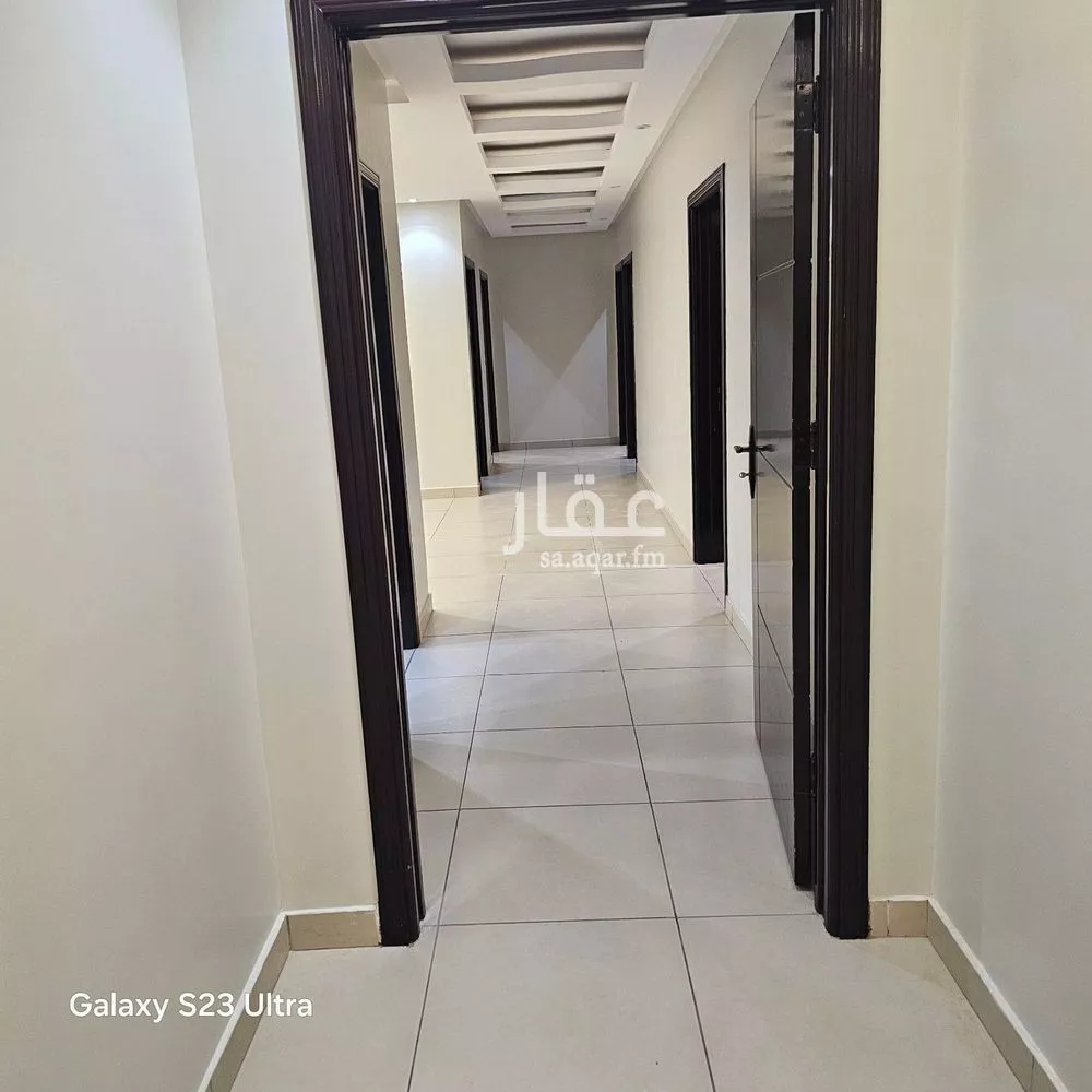 5 bedroom apartment in Hittin 2