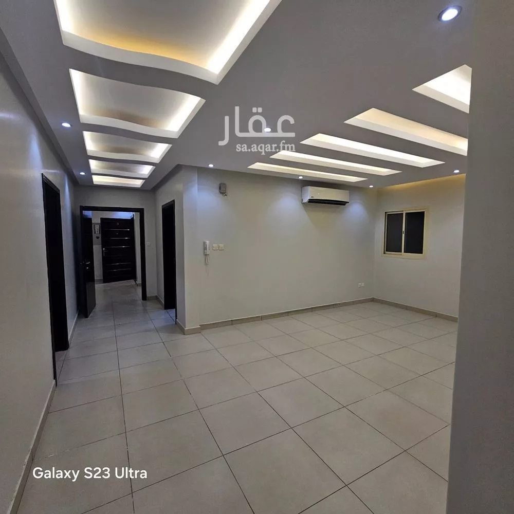 5 bedroom apartment in Hittin 11
