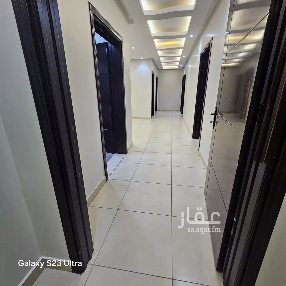 5 bedroom apartment in Hittin 3