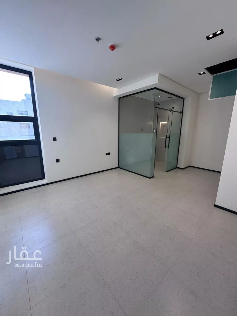 3 bedroom apartment in Al Qairawan 9