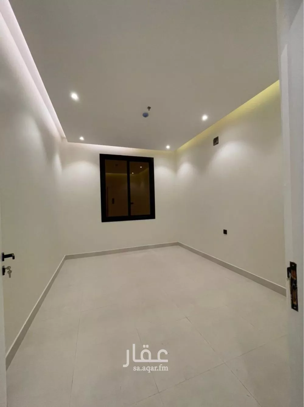 4 bedroom apartment in Granada 5
